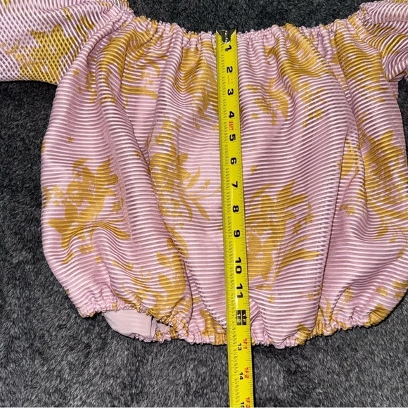 Keepsake Stand Tall Top in Blush Stencil Floral size medium - Picture 11 of 16